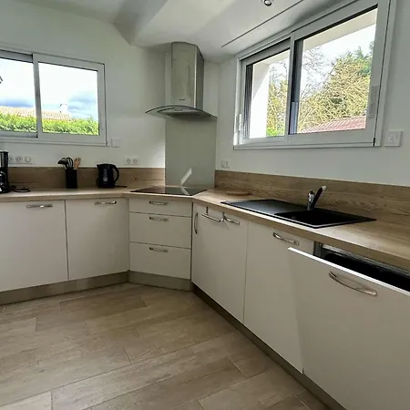 Casa de Férias Maison Agreable, Acces - 6 Pers. - Fr-1-224b-256